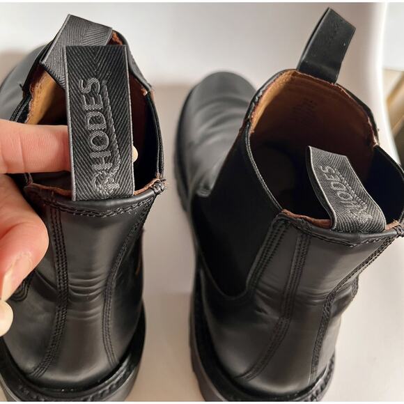Rhodes Boone Lug Chelsea Boot Mens 10 Black Leather Vibram Sole Unworn Defect